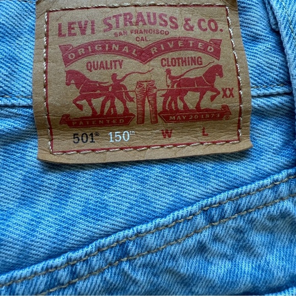 Levi's 501 150th Anniversary Women’s Frayed Jean Shorts Checked Pattern Size 26 - Picture 9 of 10